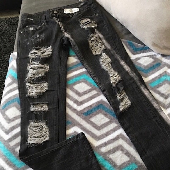 LF Super Distressed Jack Jean - Picture 6 of 14